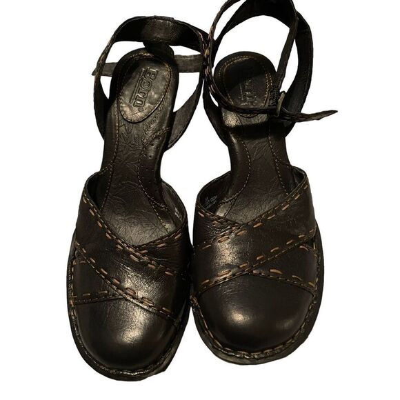 Born Womens Black Leather Ankle Strap Round Toe Court Heels Size 7 - Picture 1 of 13